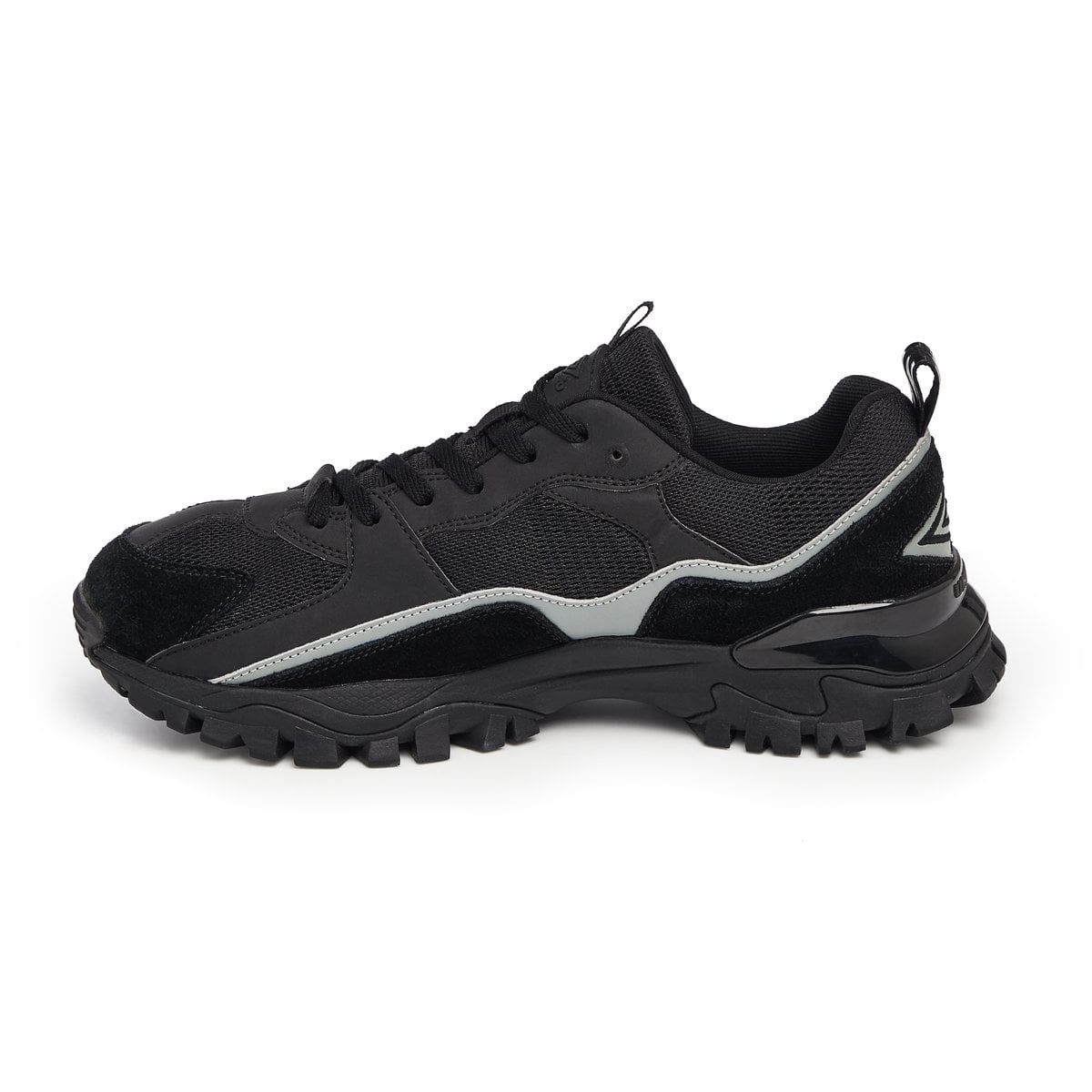 Black / Grey Men's Umbro Bumpy Trainers | CA-03779