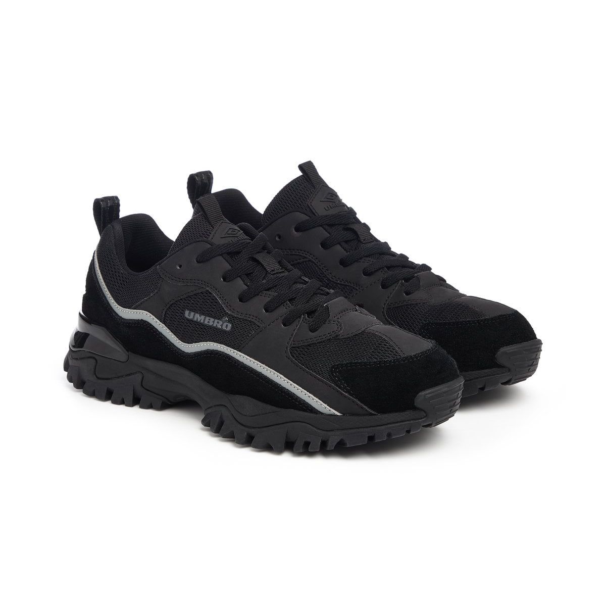 Black / Grey Men's Umbro Bumpy Trainers | CA-03779