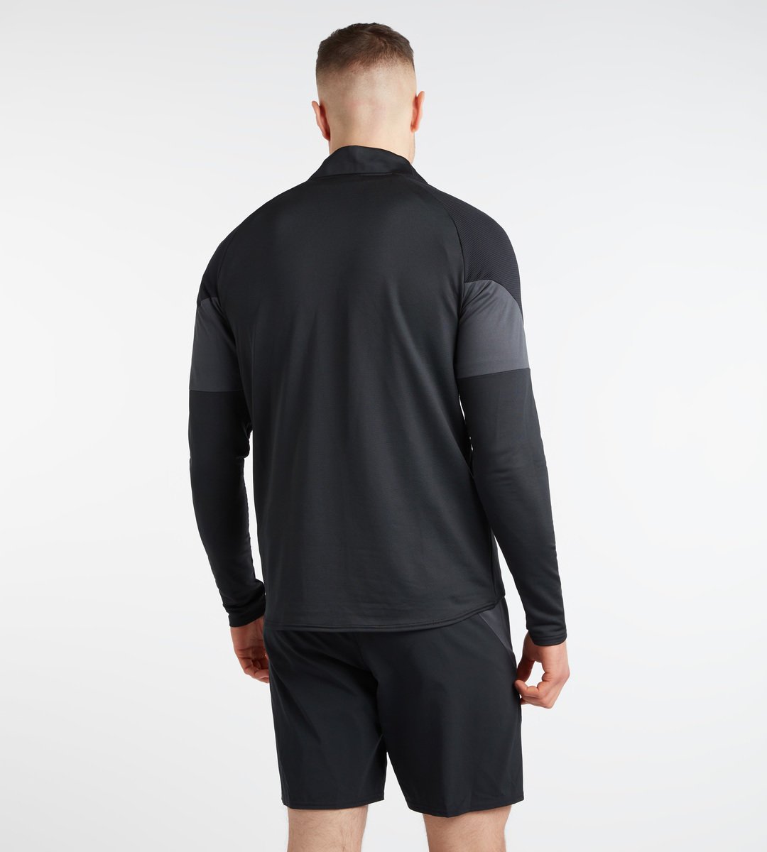 Black Men's Umbro PTF Mid Layer Top Long Sleeve Tops | CA-86841