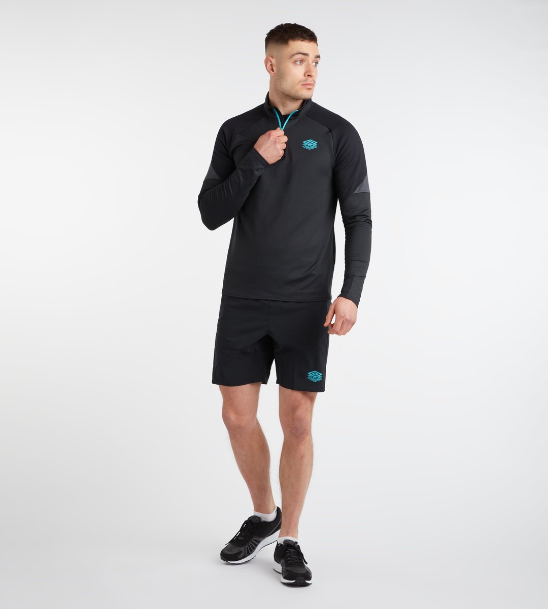 Black Men's Umbro PTF Mid Layer Top Long Sleeve Tops | CA-86841