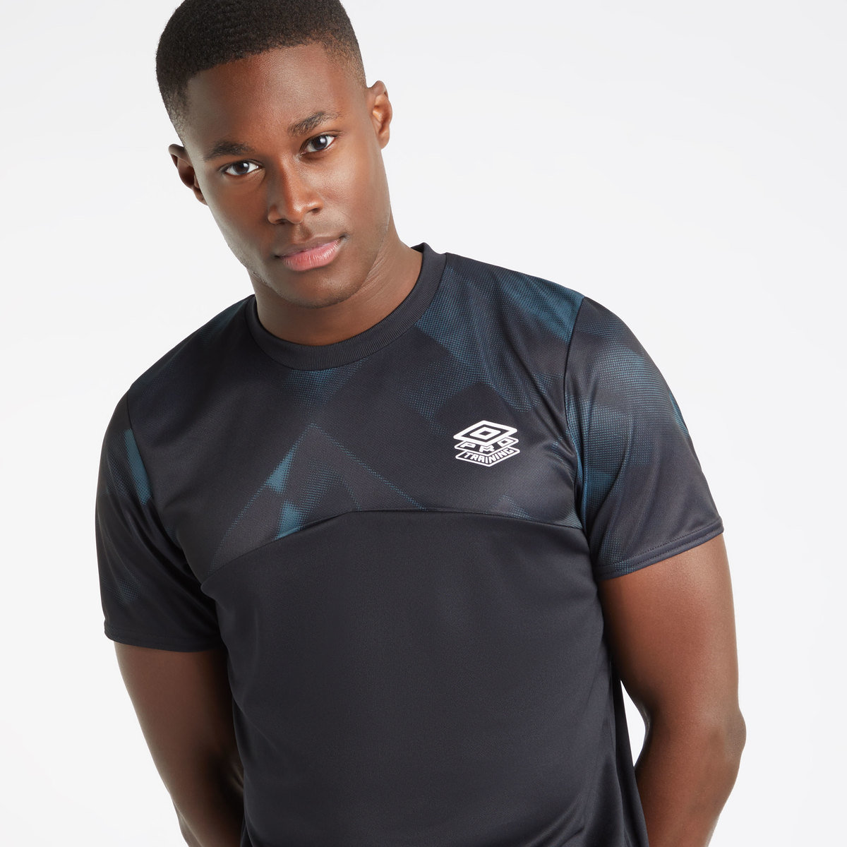 Black Men's Umbro Pro Training Gym Tee T Shirts | CA-65540