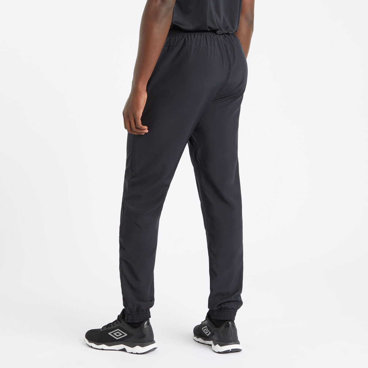 Black Men's Umbro Pro Training Woven Pant Trousers | CA-58978