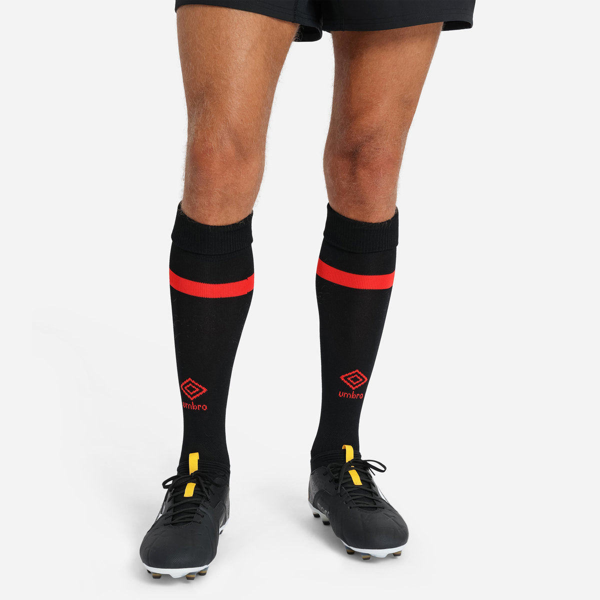 Black / Red Umbro Teamwear - Umbro England Rugby Football 22/23 Alternate Sock Socks | CA-03136