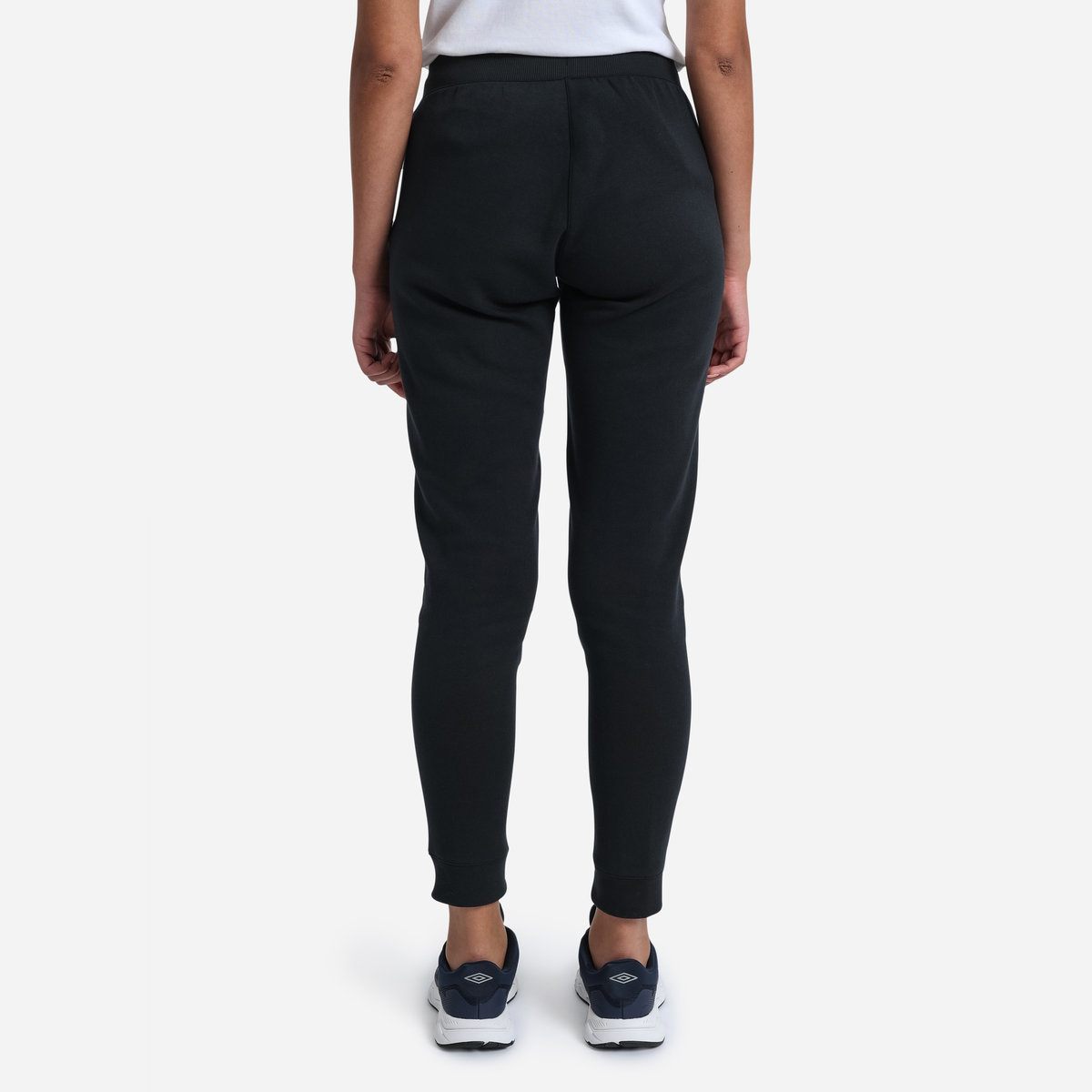 Black Umbro Teamwear - Umbro England Rugby Football 22/23 Knit Pant Trousers | CA-13691