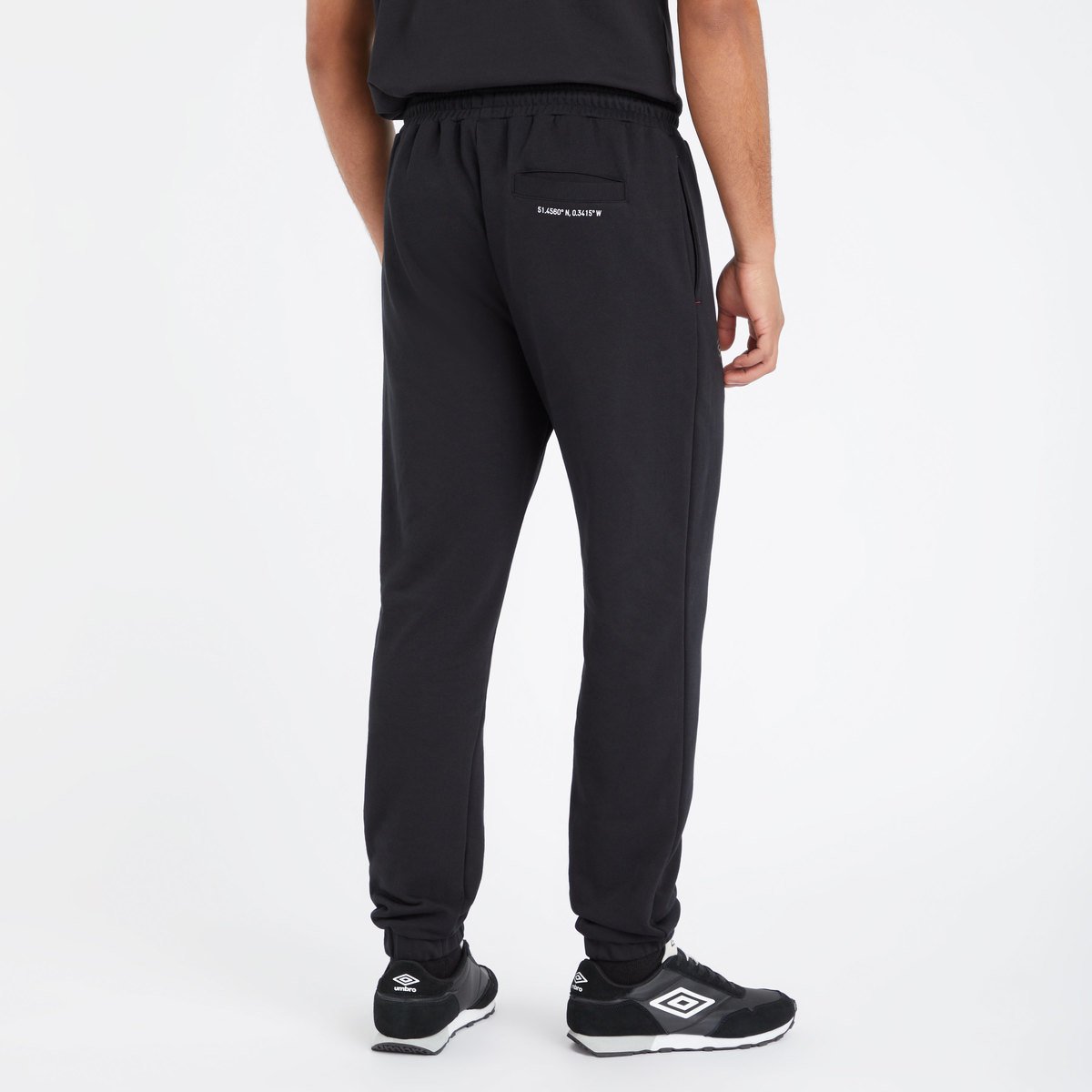 Black Umbro Teamwear - Umbro England Rugby Football Navigation Jog Pant Trousers | CA-04370