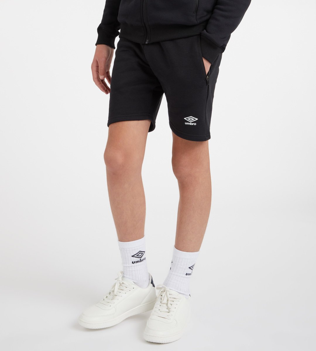 Black / White Kids' Umbro Club Leisure Jog Short Junior Shorts | CA-63647