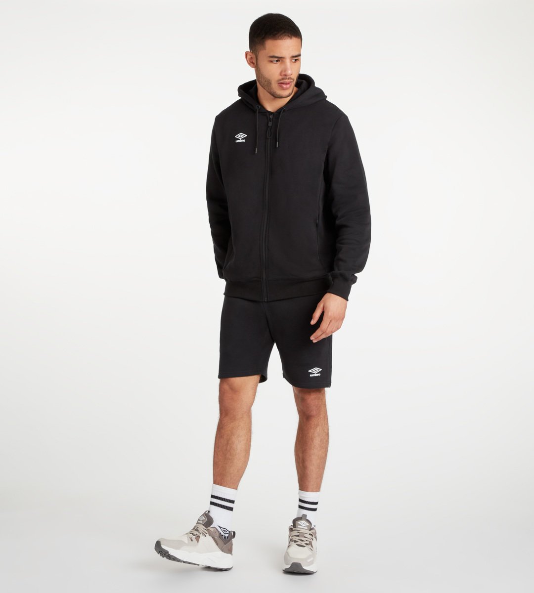 Black / White Men's Umbro Club Leisure ZT Hoodie Hoodies | CA-43796