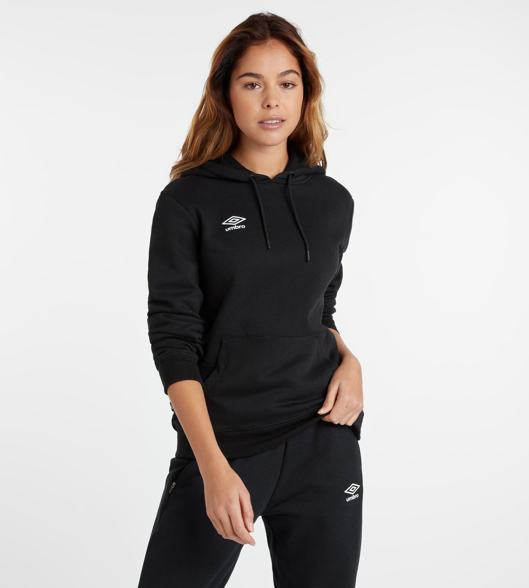 Black / White Women\'s Umbro Club Leisure Hoody Hoodies | CA-90123