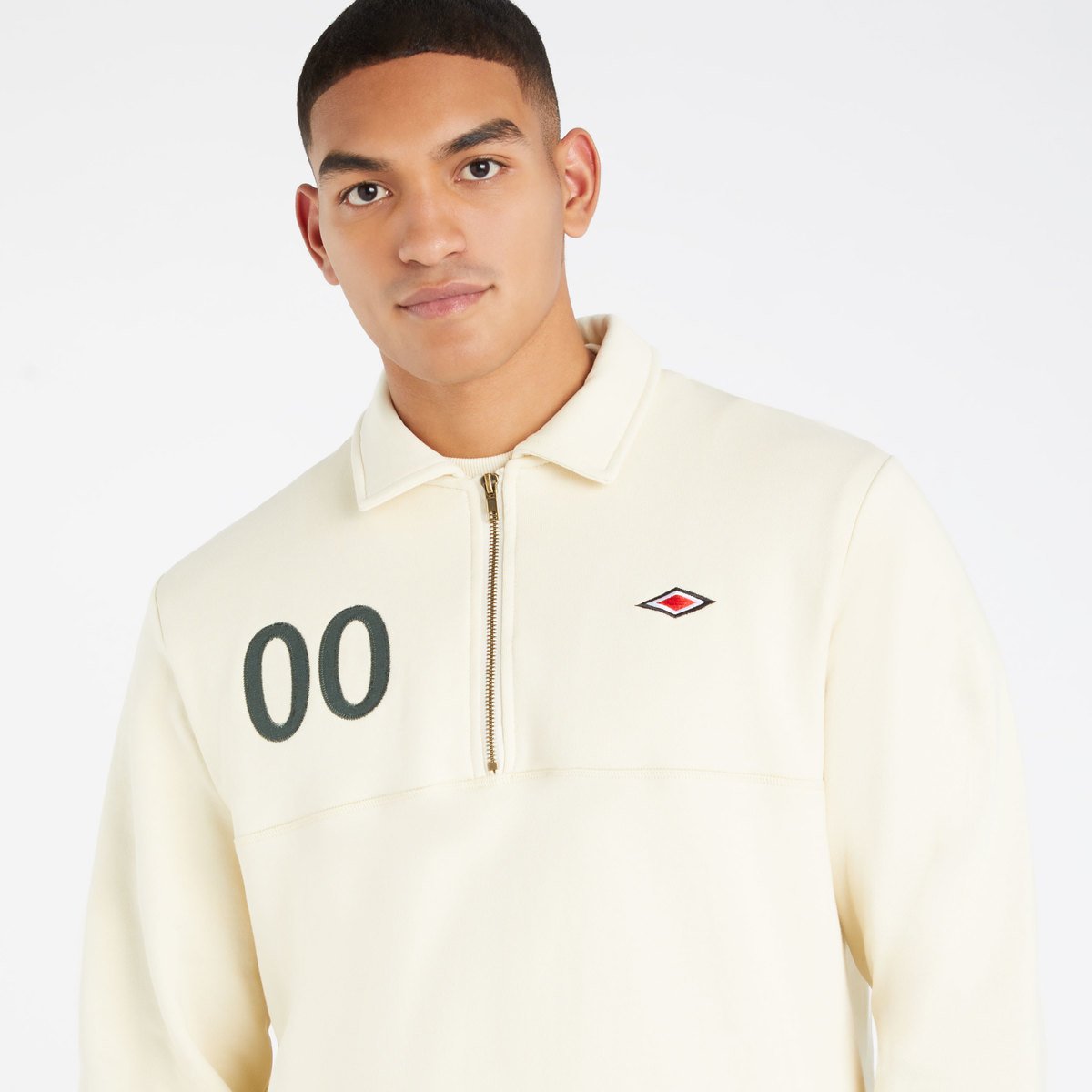 Cream Men's Umbro Quarter Zip Sweatshirt Sweatshirts | CA-04537