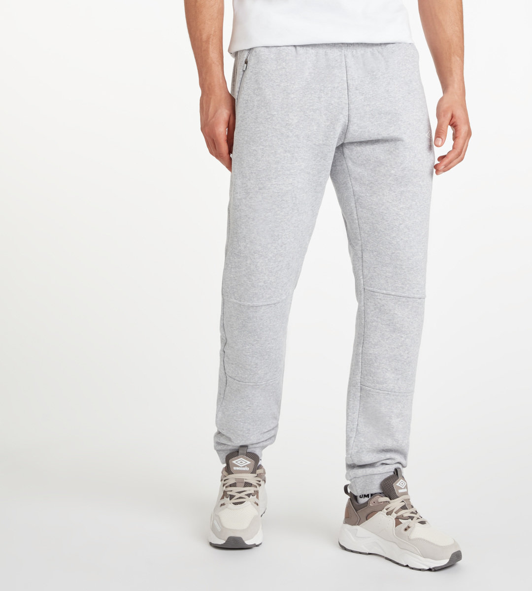 Grey / White Men\'s Umbro Club Leisure Jogpant Trousers | CA-31365