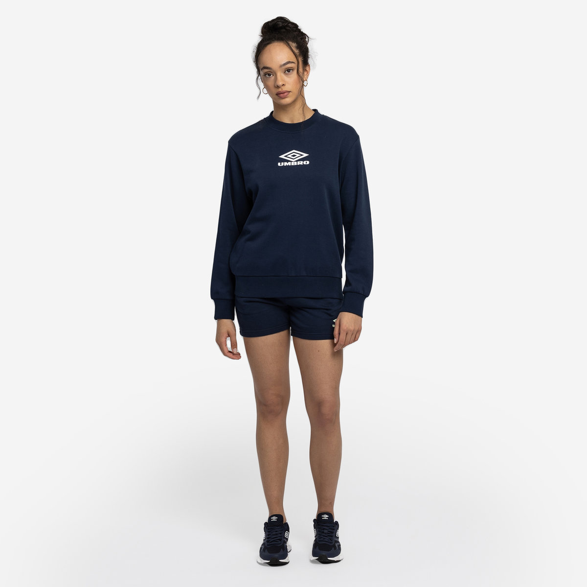 Indigo Women's Umbro Diamond Crew Sweat Sweatshirts | CA-91840